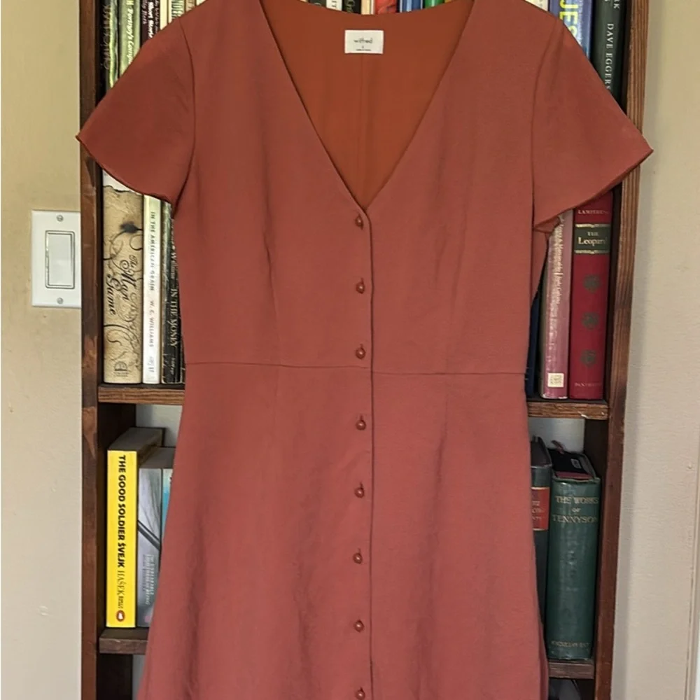 Wilfred Rust-Red Button-Front V-Neck Midi Dress - Picture 3 of 8